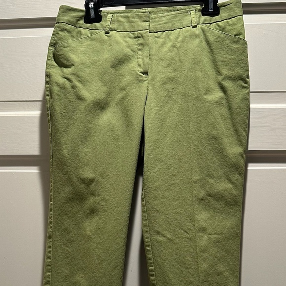 New Directions brand, women's lime green, size 10 cropped ankle slacks - Picture 1 of 3